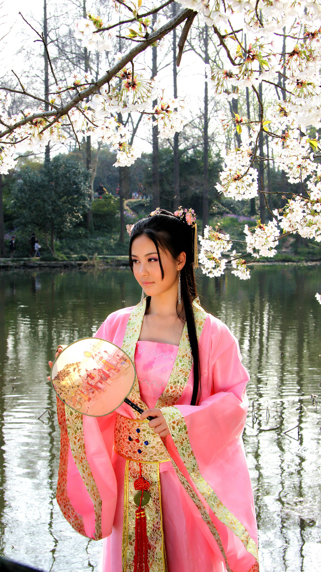 Classical Chinese girl
